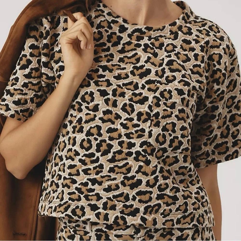 ANTHROPOLOGIE MAEVE Leopard Jacquard Knit Boxy Pocket Tee EUC Size Medium
